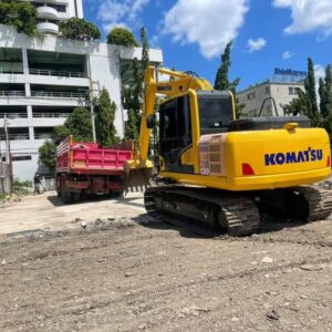 รถแบคโฮ PC60 ให้เช่า