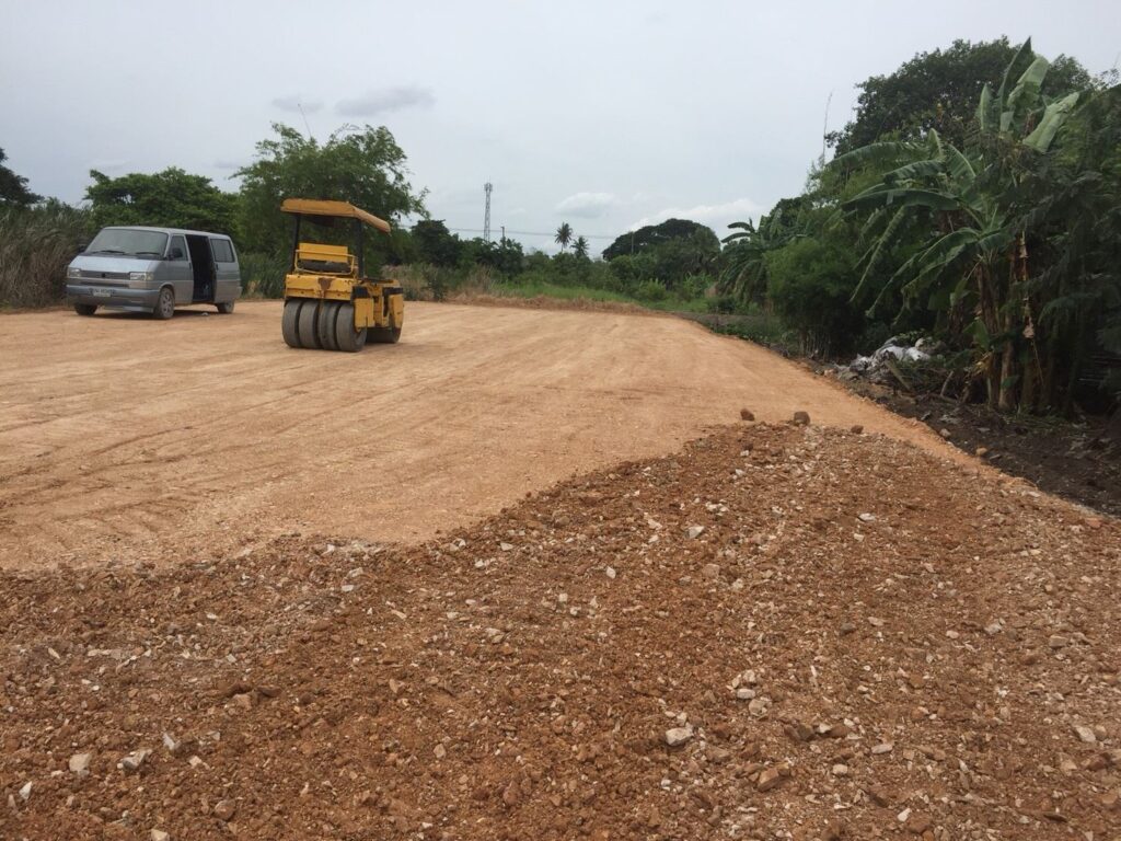 รับถมที่ ราคาถูก